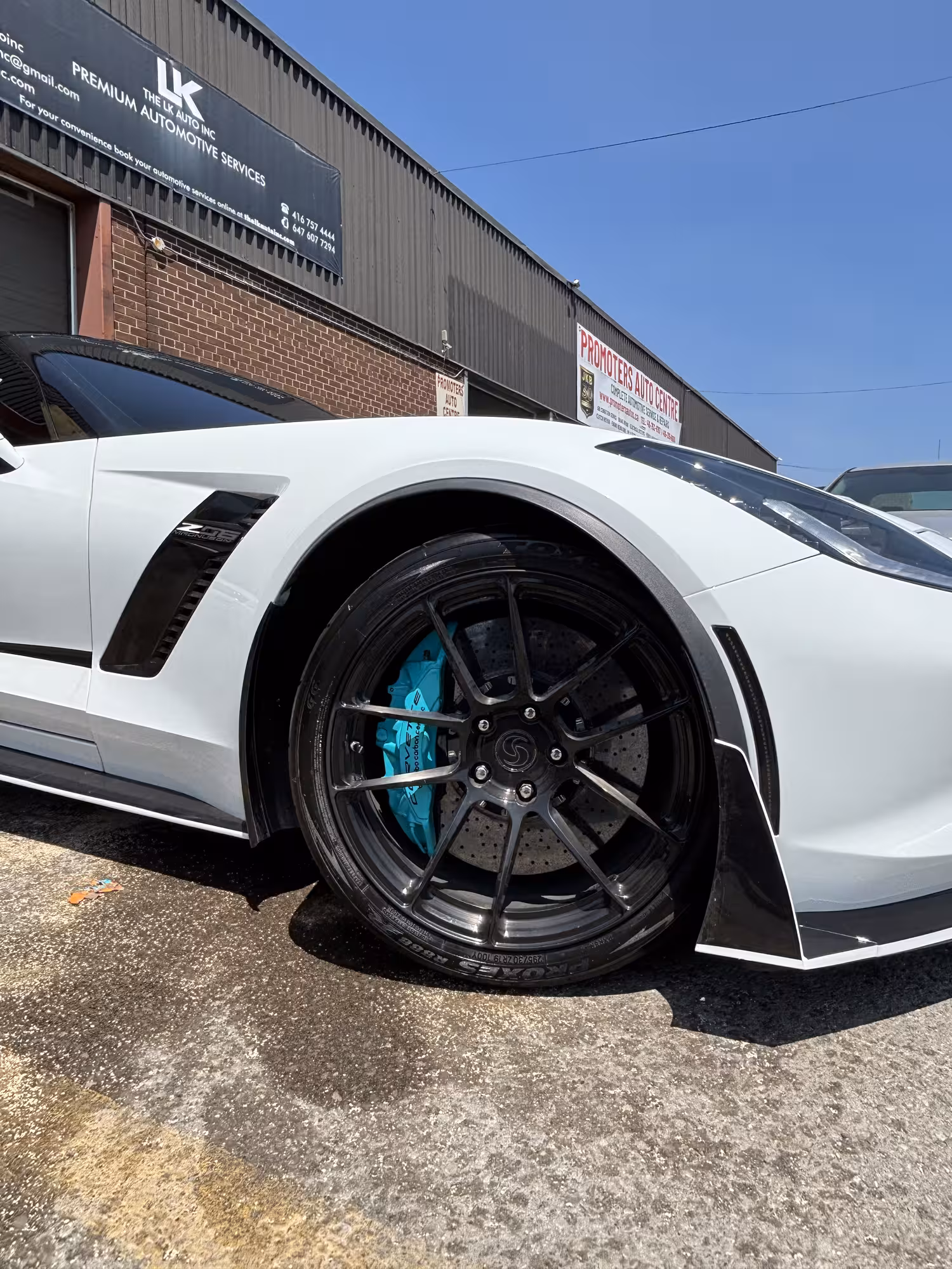 Caliper-painting, Corvette-C7.avif