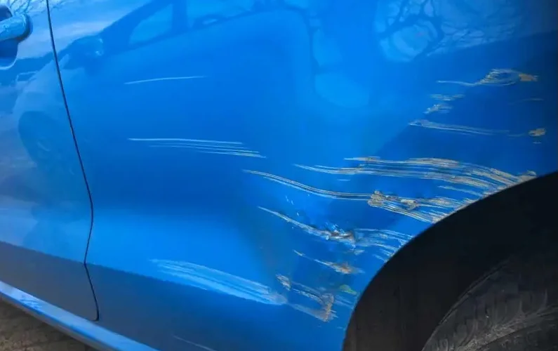 Scratch repair Scarborough - buffing and paint